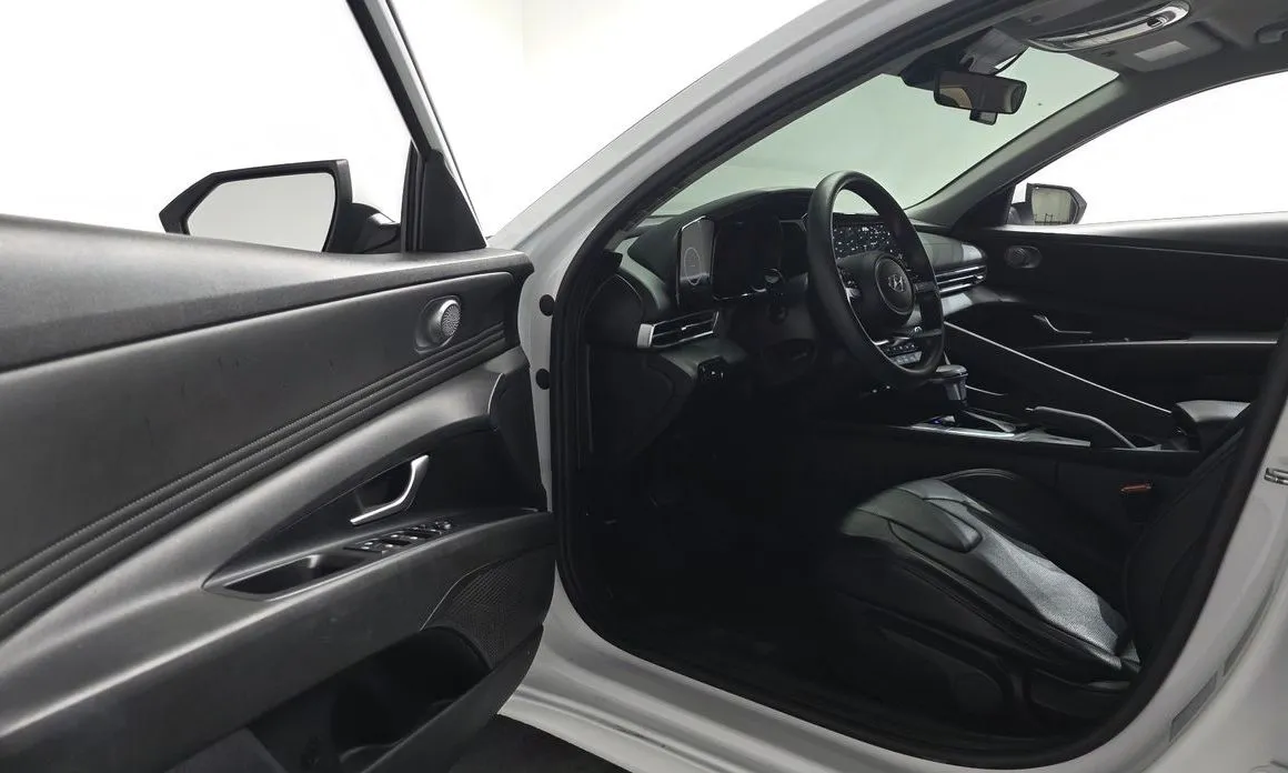 Hyundai AVANTE 2021 из KR, фото 7