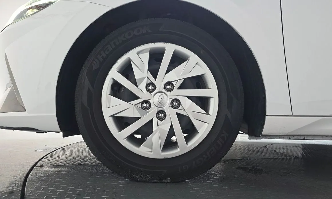 Hyundai AVANTE 2021 из KR, фото 9