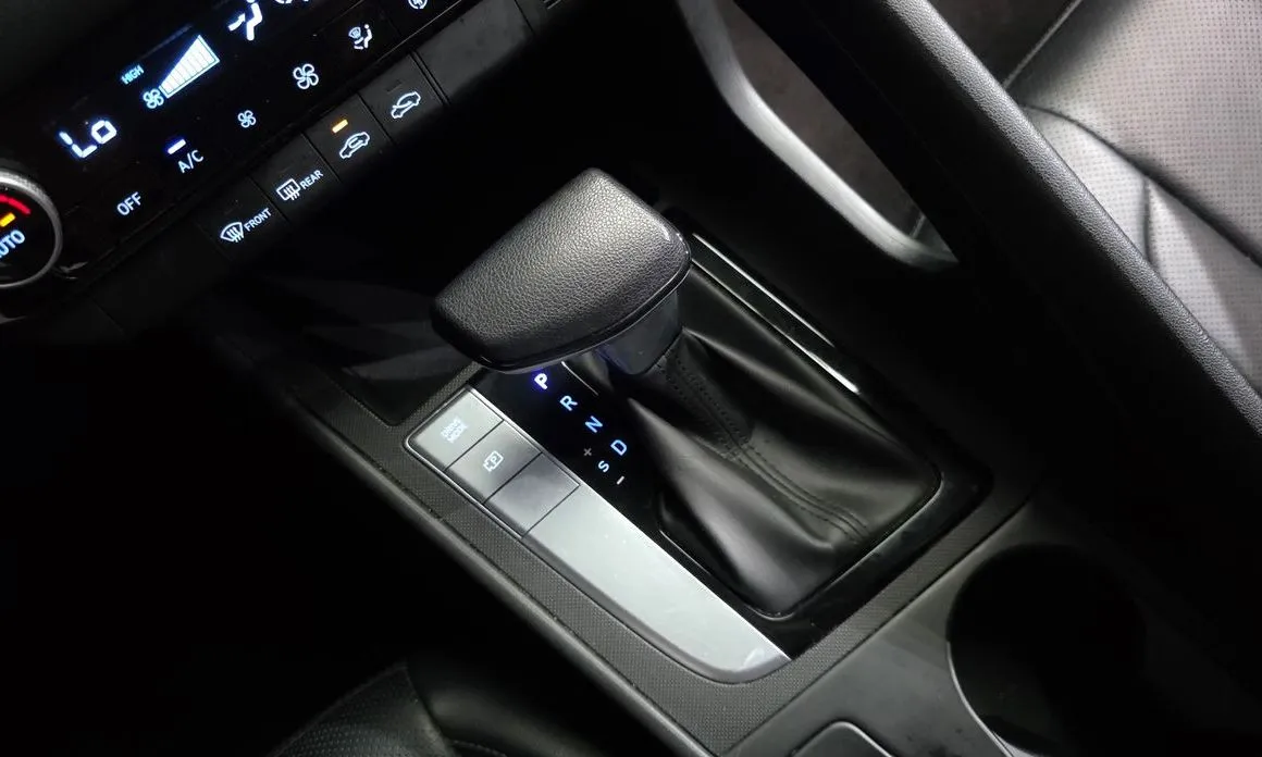 Hyundai AVANTE 2021 из KR, фото 5