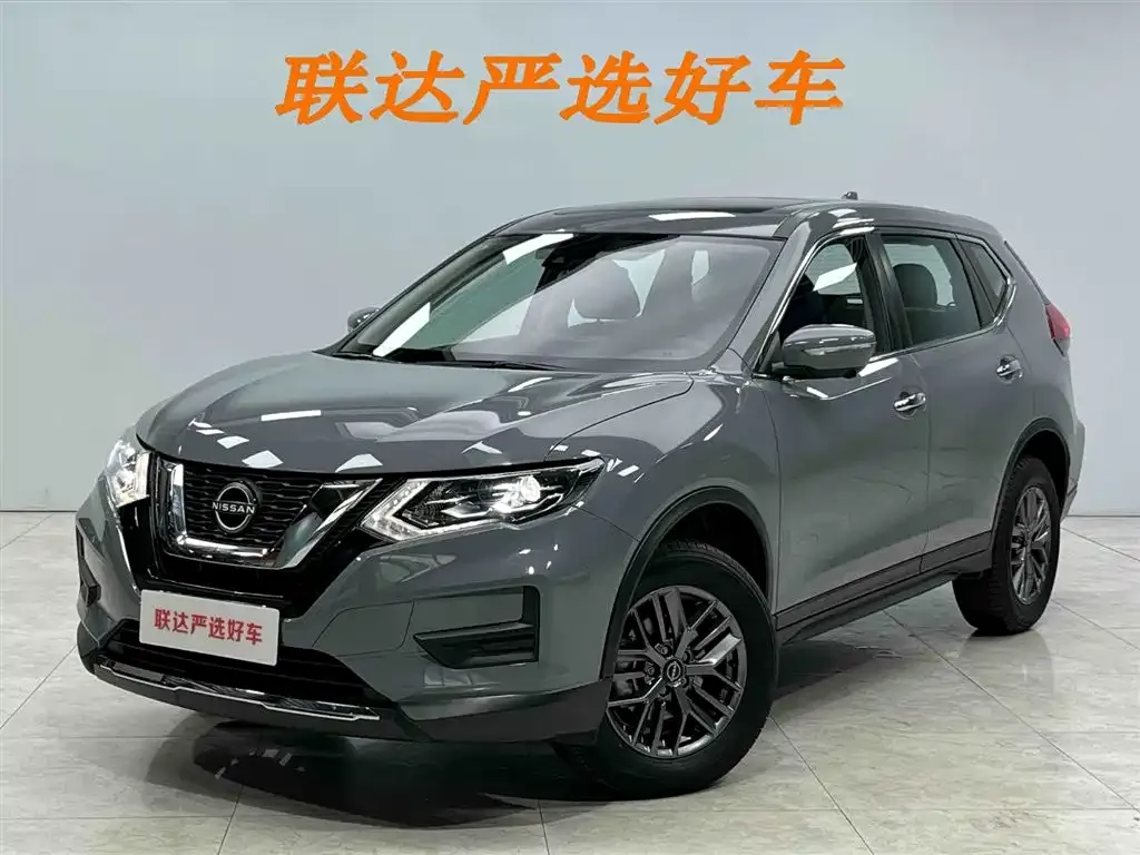 Nissan X-Trail — фото 1