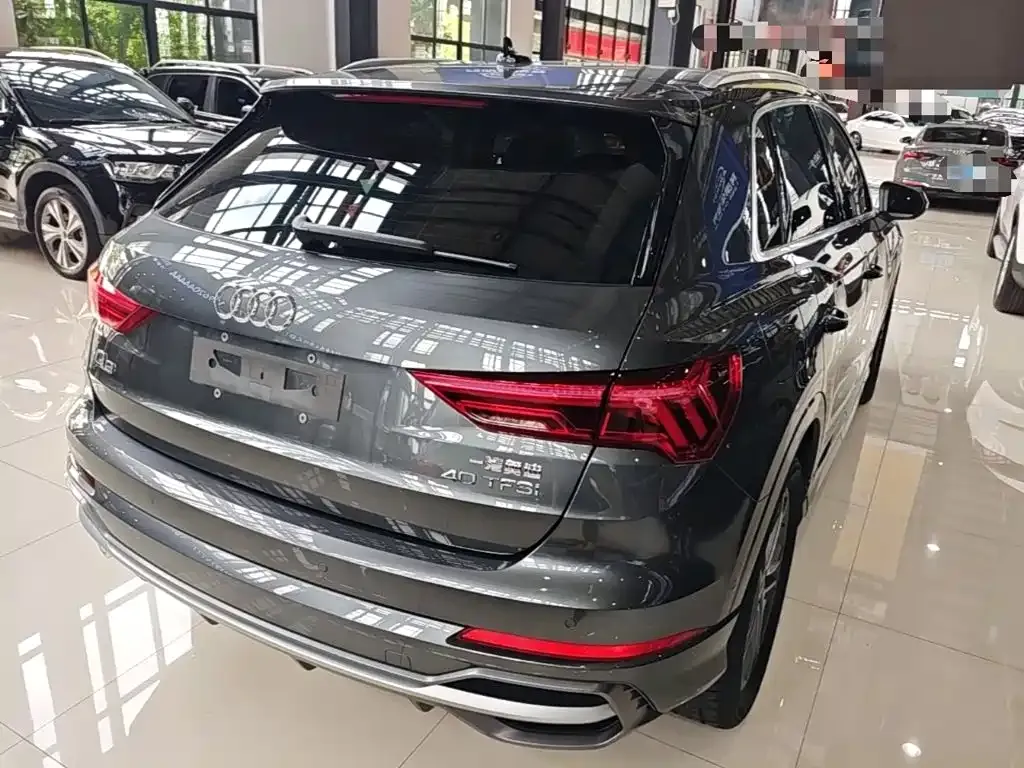 Audi Q3 — фото 7