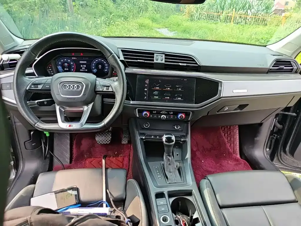 Audi Q3 Sportback — фото 4
