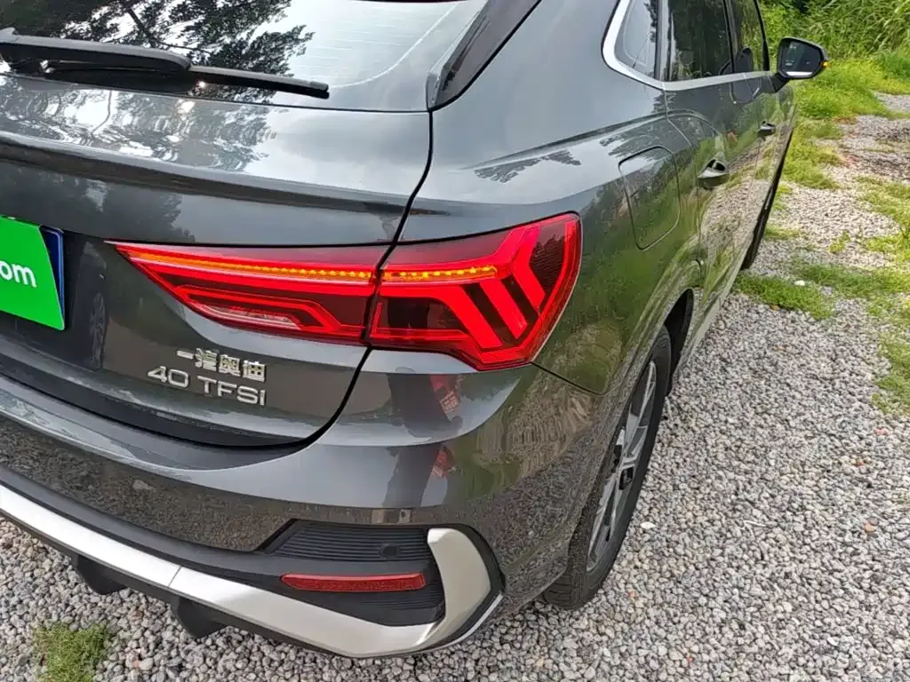 Audi Q3 Sportback — фото 2