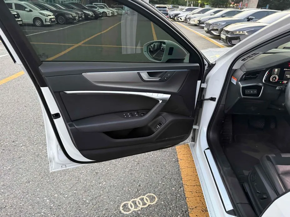 Audi A6 — фото 10