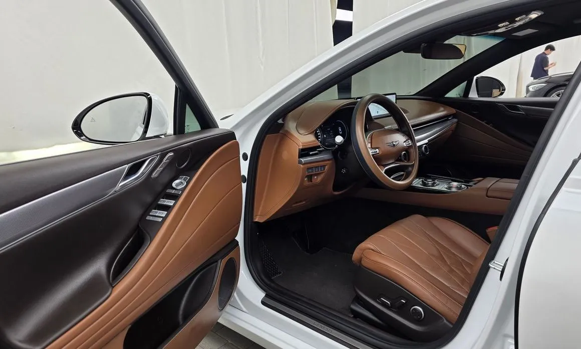 Genesis G80 — фото 10