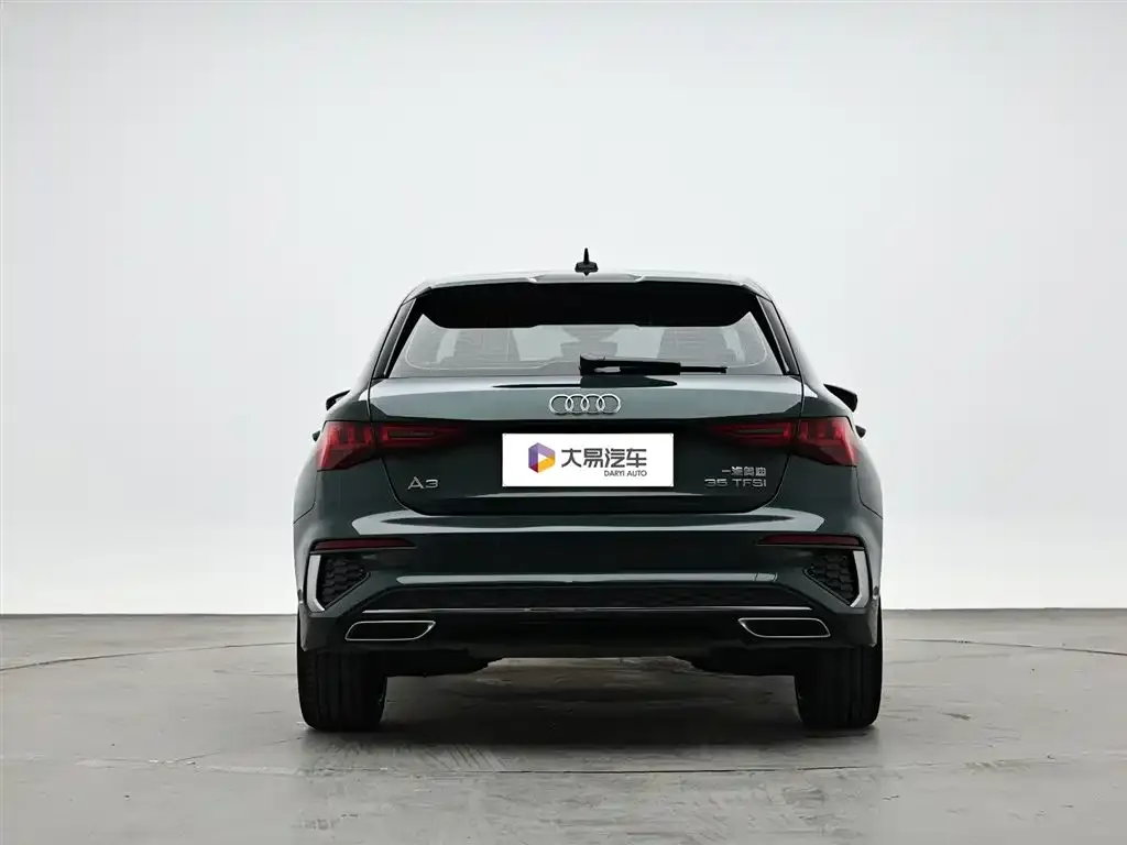 Audi A3 — фото 2