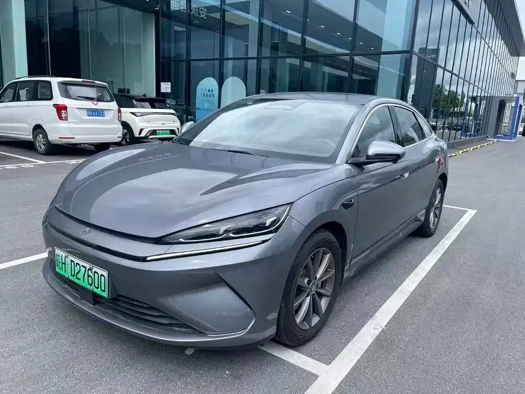 BYD Qin L — фото 1