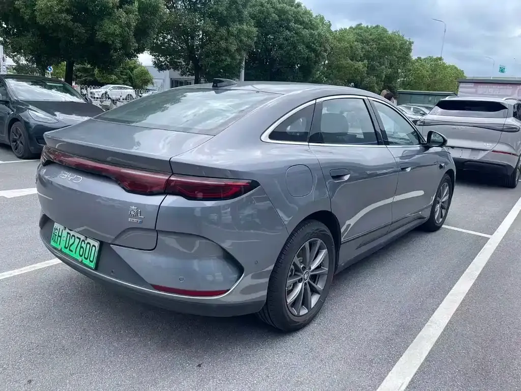 BYD Qin L — фото 4