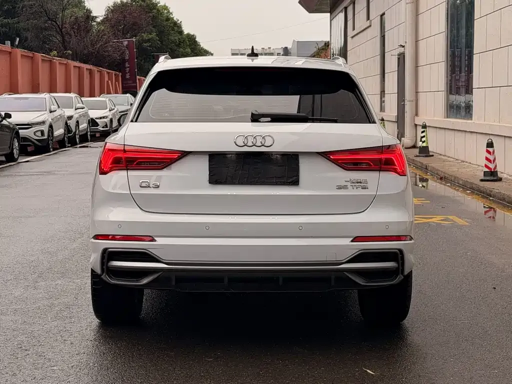 Audi Q3 — фото 3