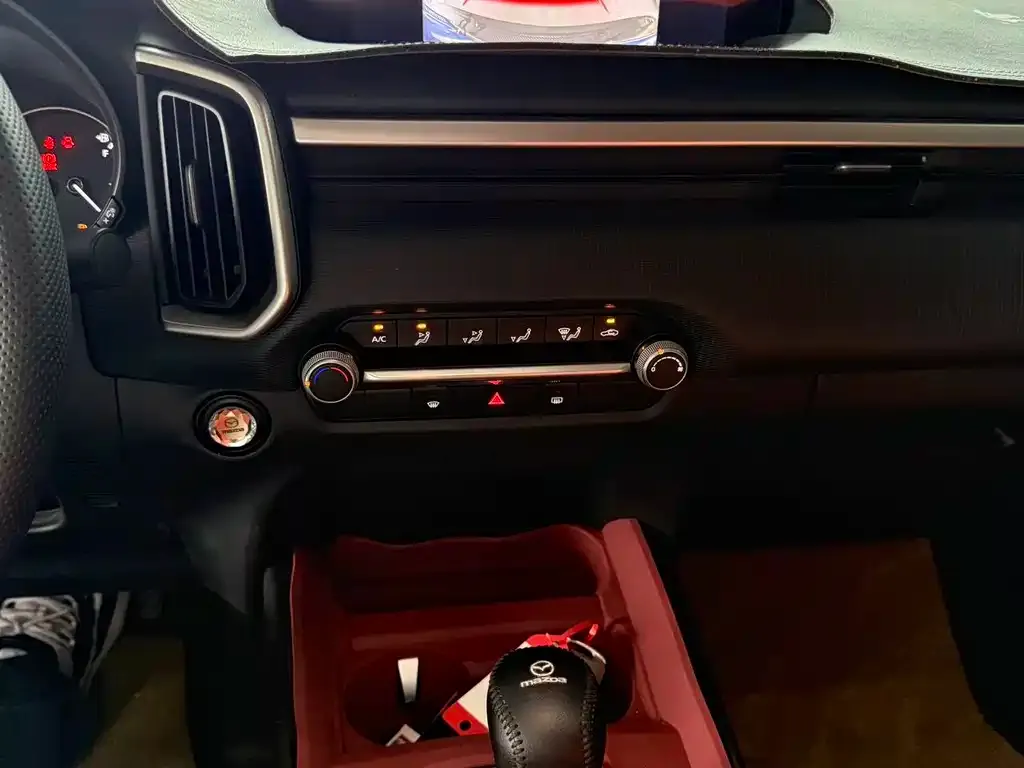Mazda CX-50 2023 из CN, фото 3