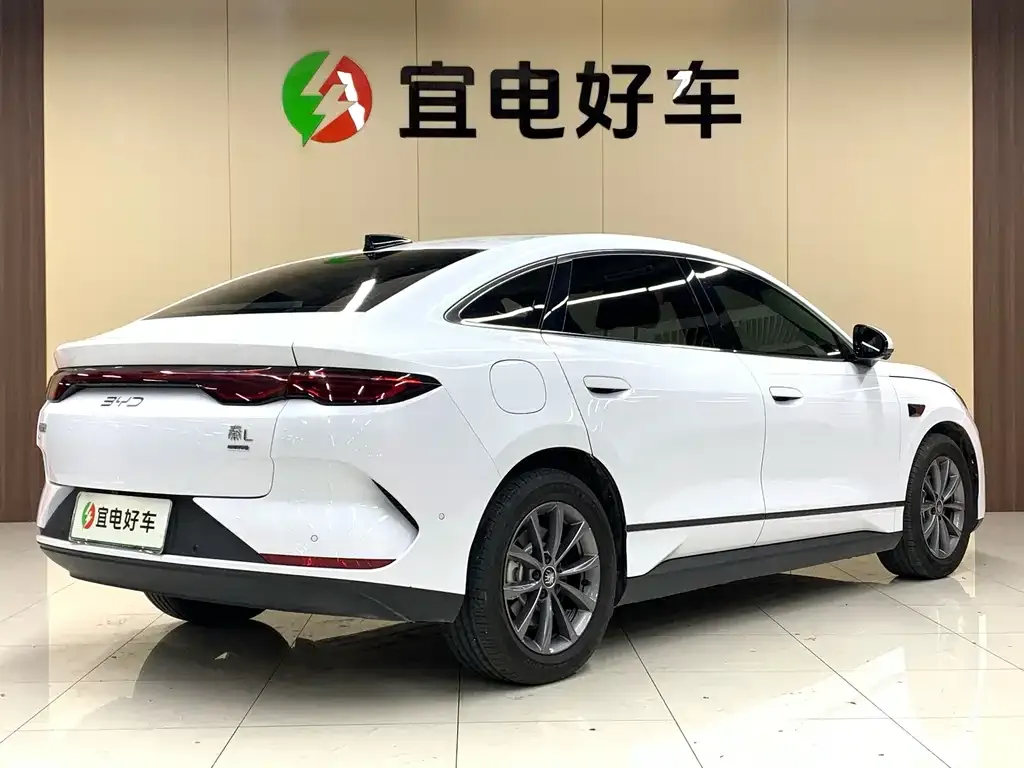 BYD Qin L 2026 из CN, фото 6