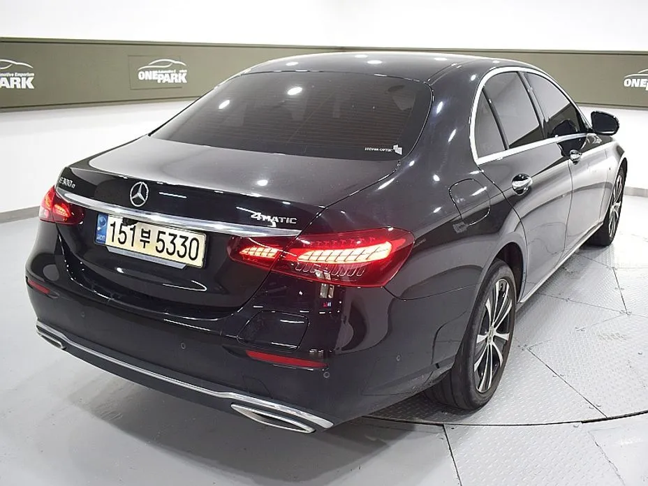 Mercedes-Benz E-Class 2021 из KR, фото 2