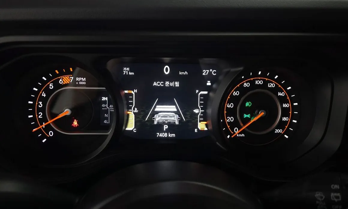 Jeep Wrangler — фото 2