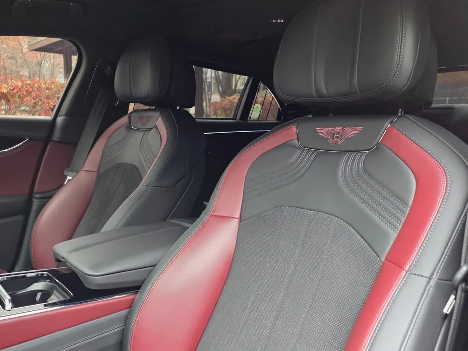 Bentley Flying Spur — фото 3