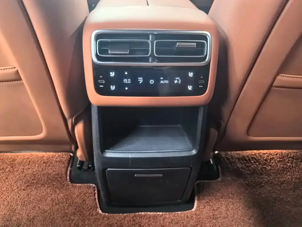 Li Auto L6 2024 из CN, фото 4