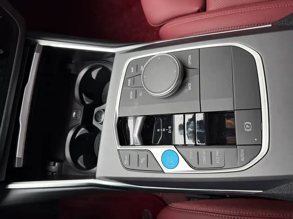 BMW i3 — фото 5