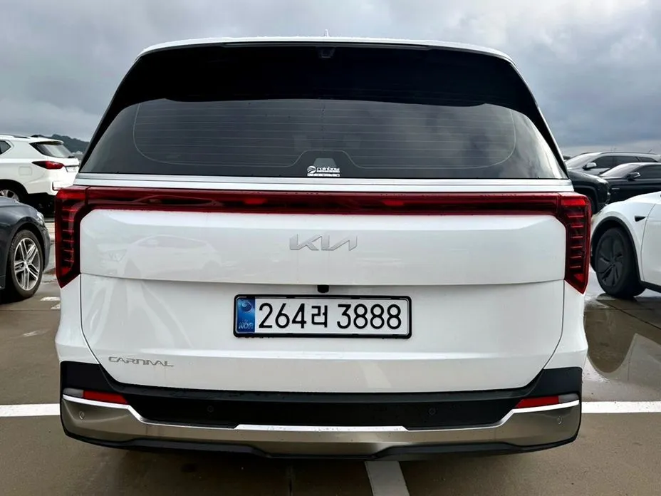 Kia Carnival — фото 2