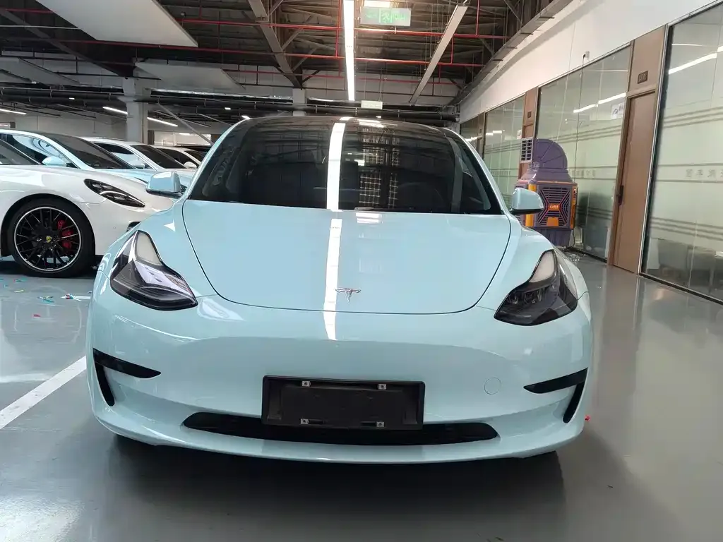 Tesla Model 3 — фото 6