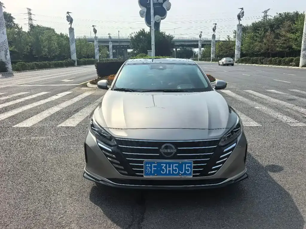 Nissan Teana — фото 2