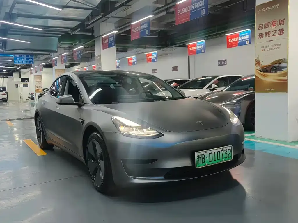 Tesla Model 3 — фото 6