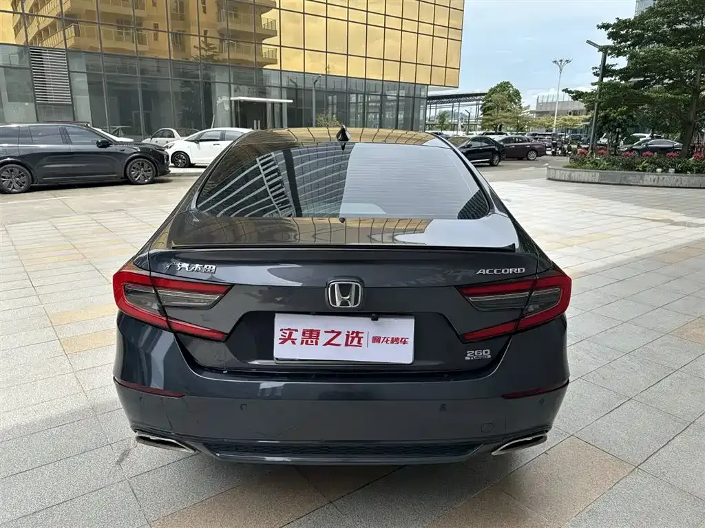 Honda Accord — фото 5