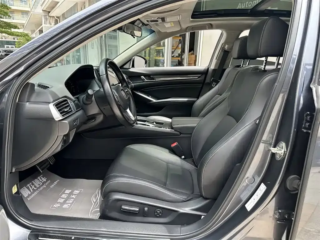 Honda Accord — фото 3