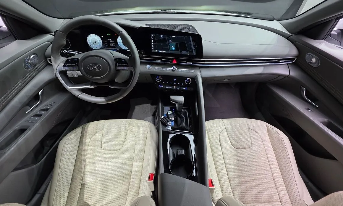 Hyundai AVANTE — фото 6
