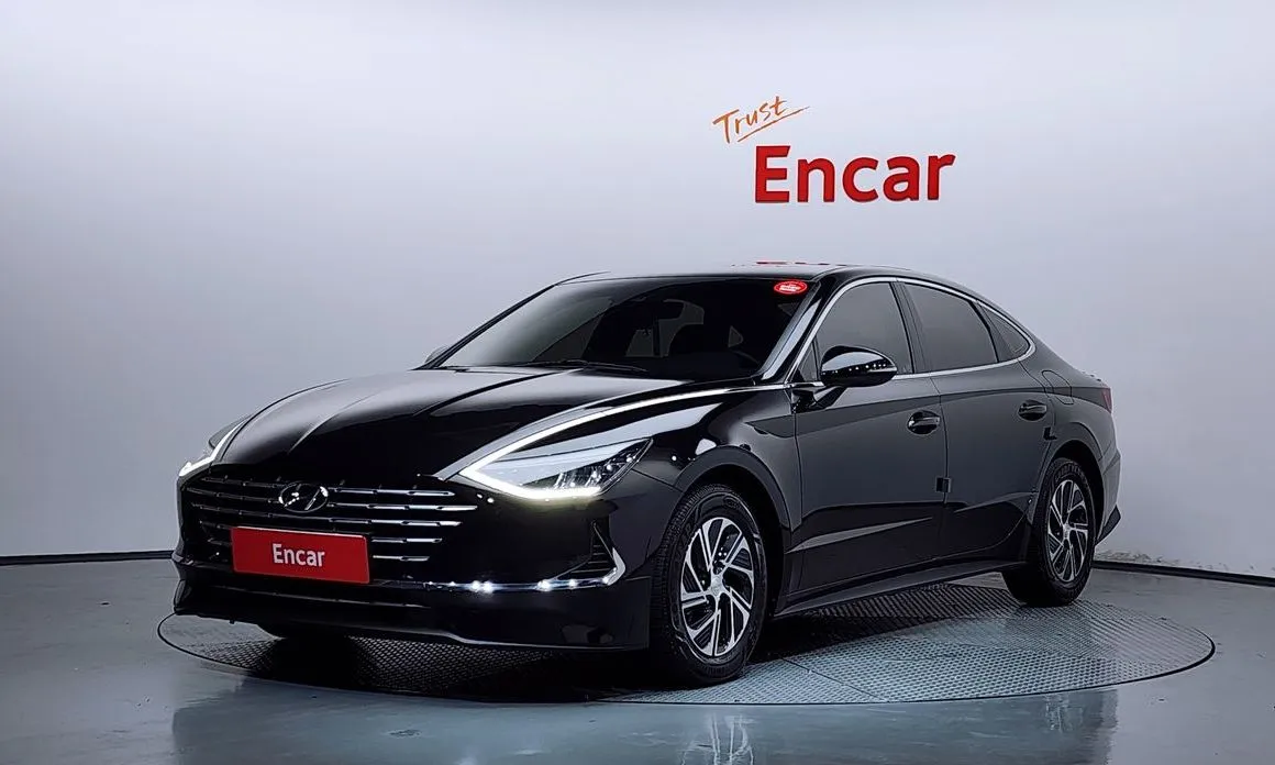 Hyundai Sonata Modern 1