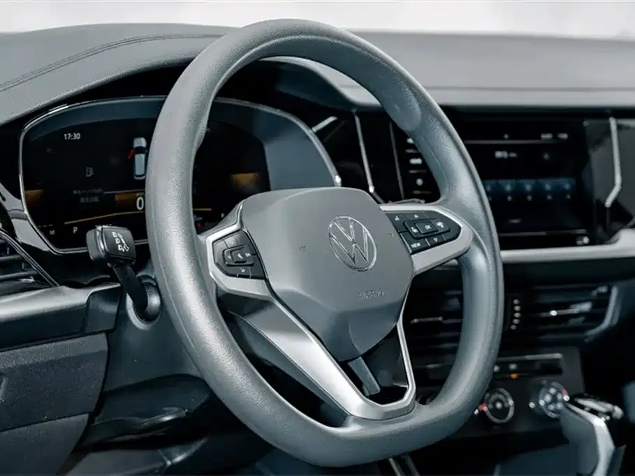 Volkswagen Passat — фото 7