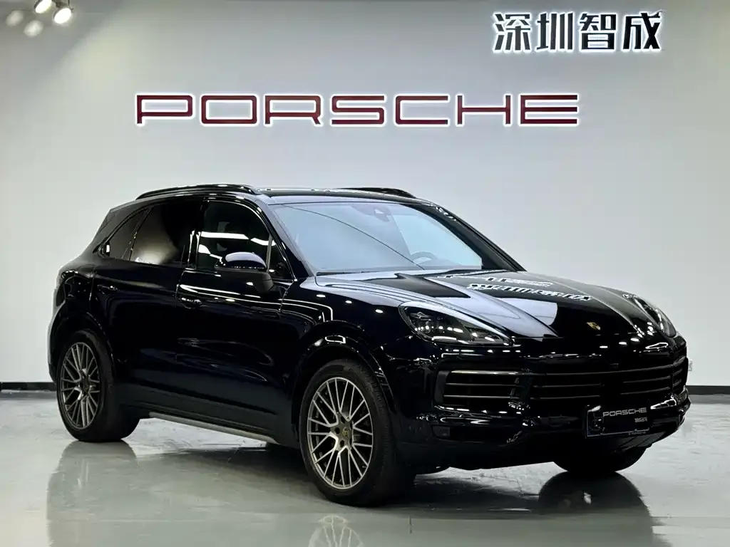 Porsche Cayenne — фото 10