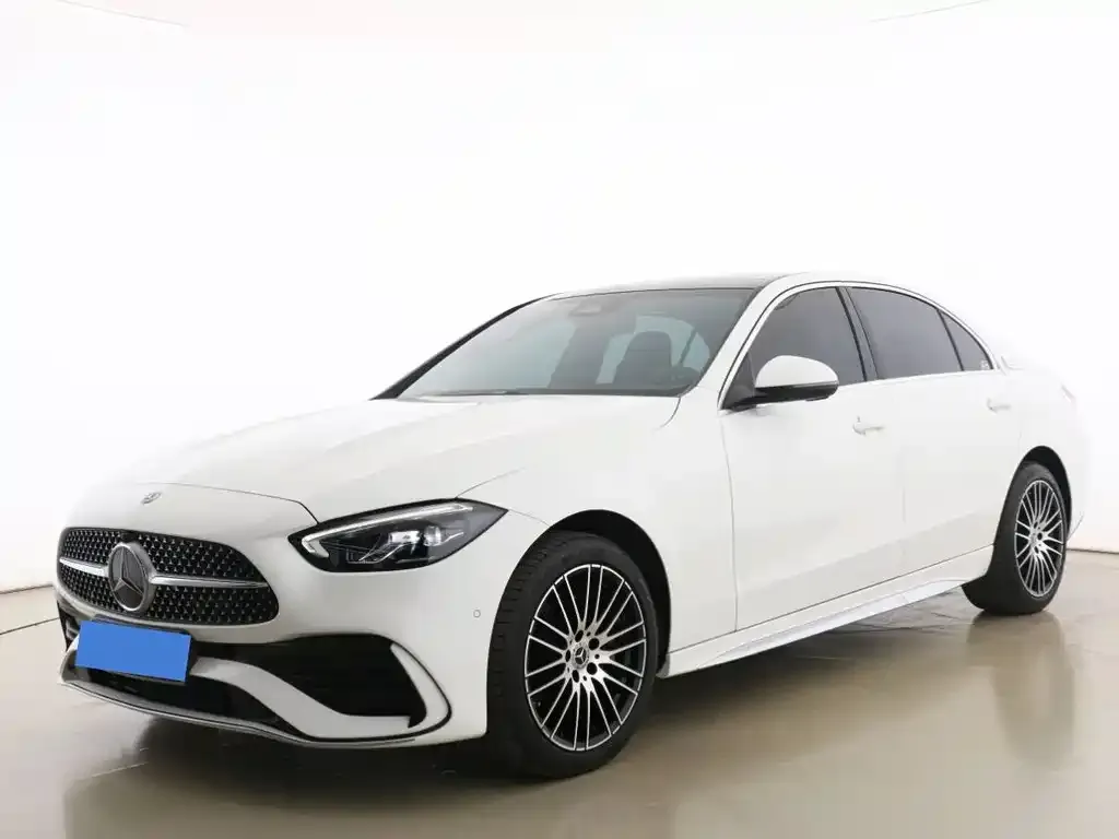 Mercedes-Benz C-Class — фото 1