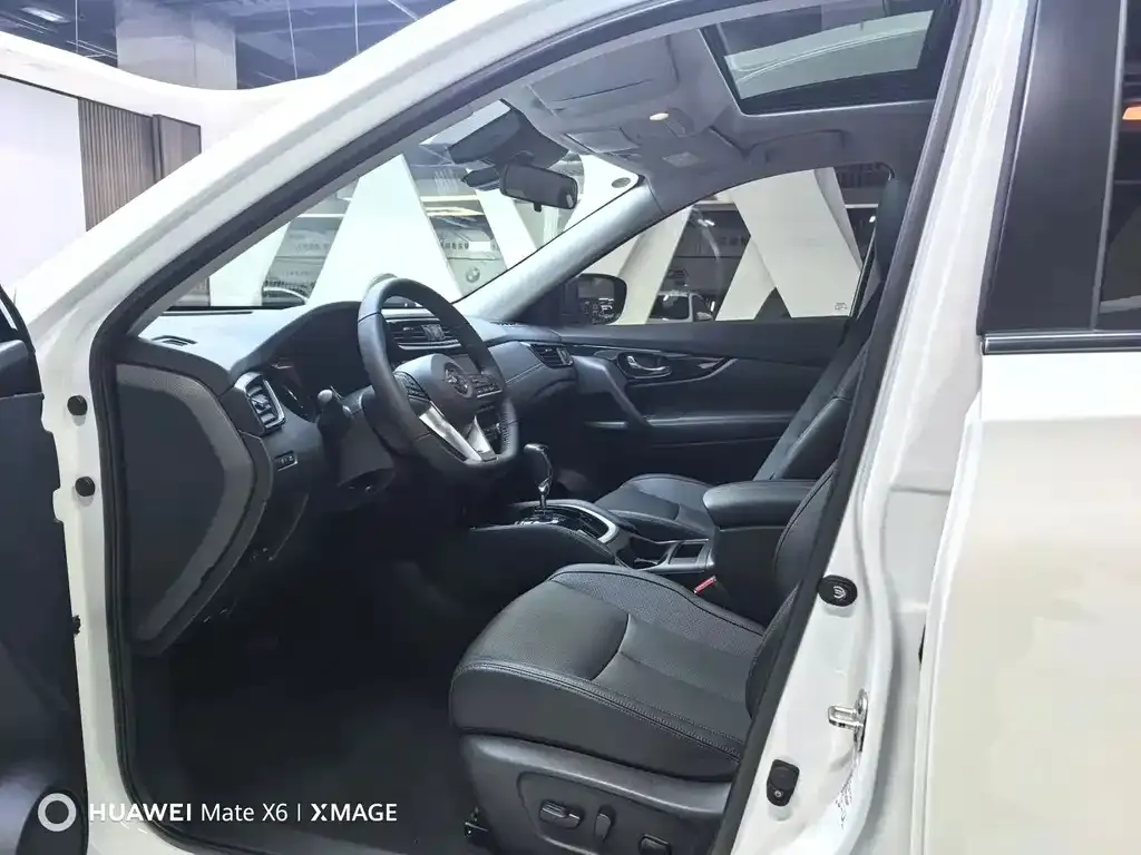 Nissan X-Trail — фото 10