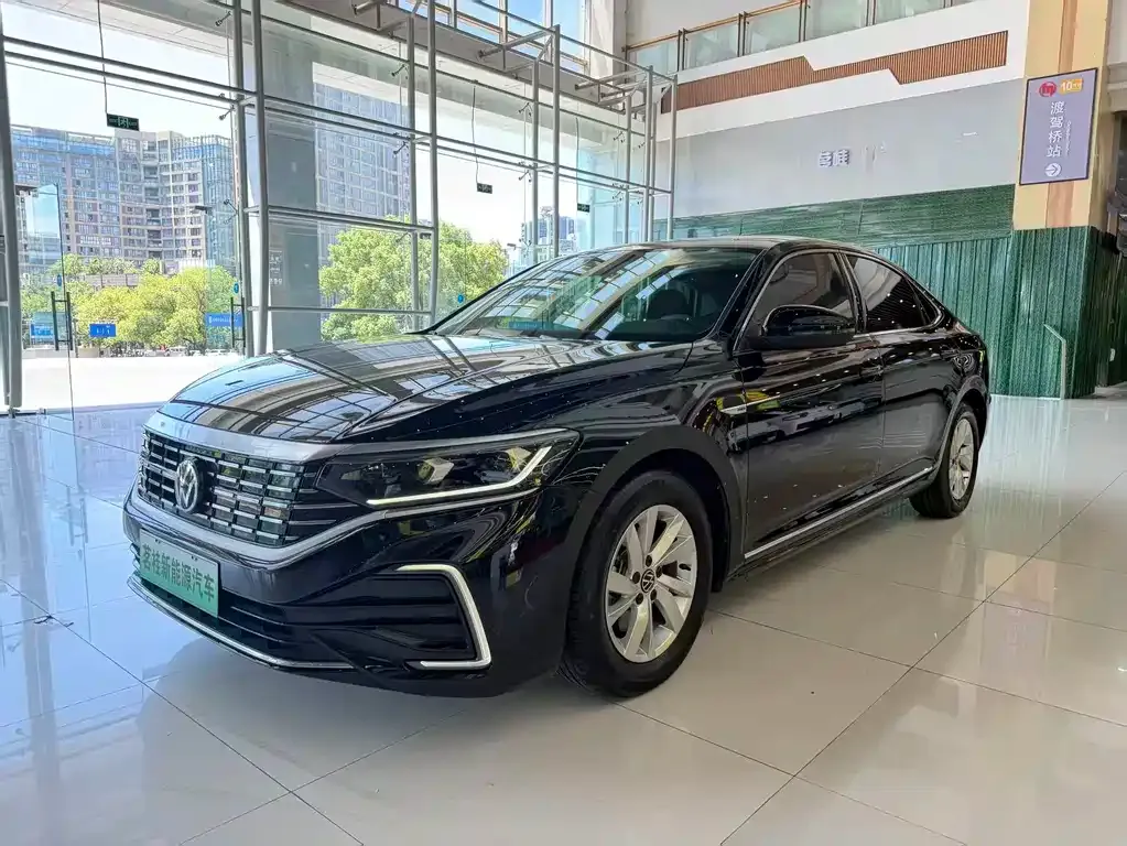 Volkswagen 帕萨特插电混动 — фото 1