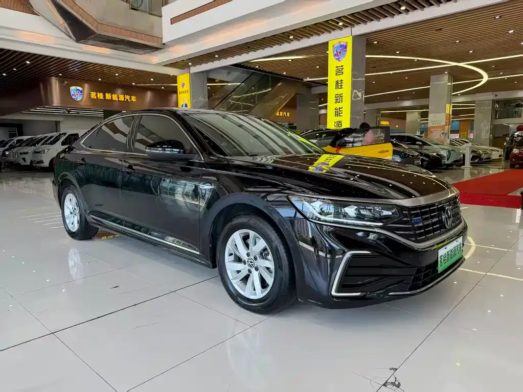 Volkswagen 帕萨特插电混动 — фото 9