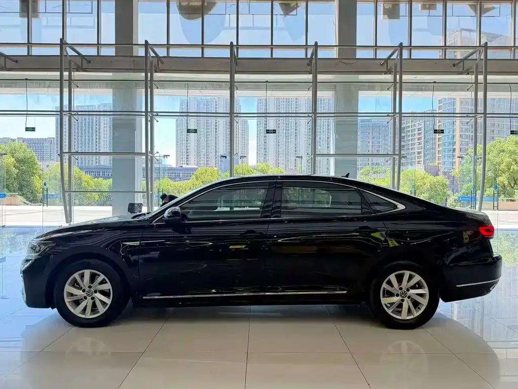 Volkswagen 帕萨特插电混动 — фото 3