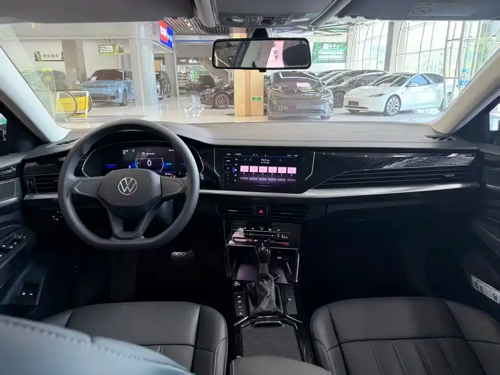 Volkswagen 帕萨特插电混动 — фото 2