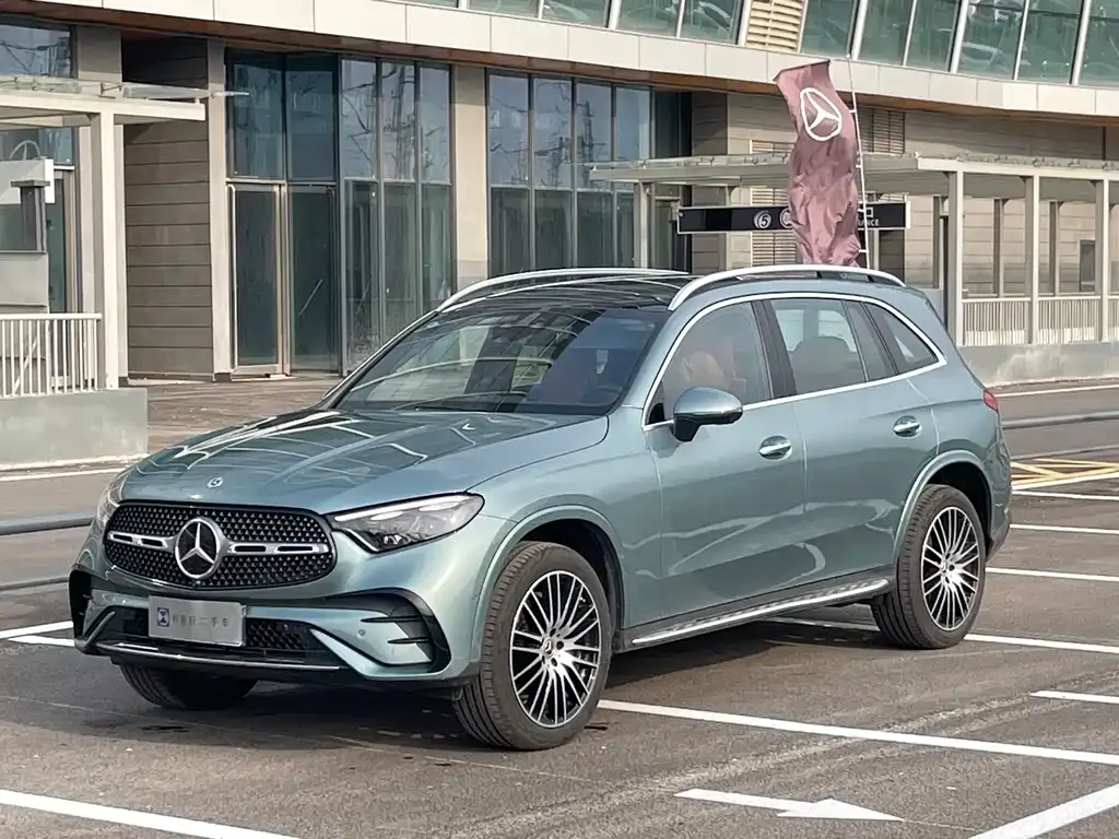 Mercedes-Benz GLC — фото 1
