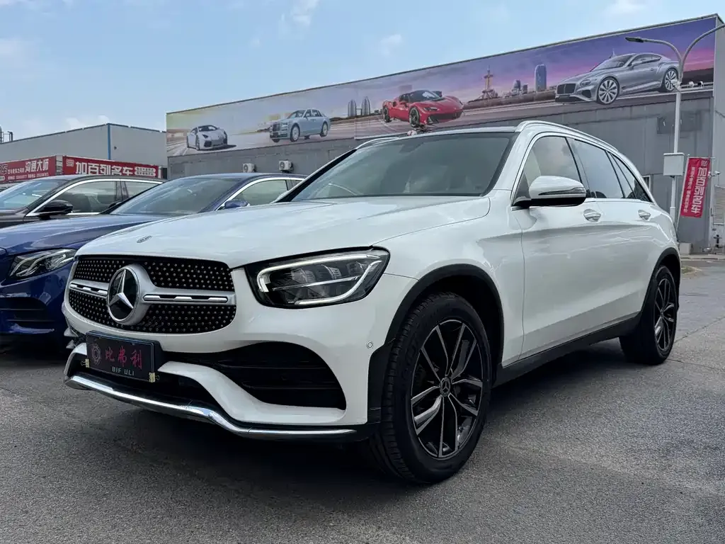 Mercedes-Benz GLC — фото 1
