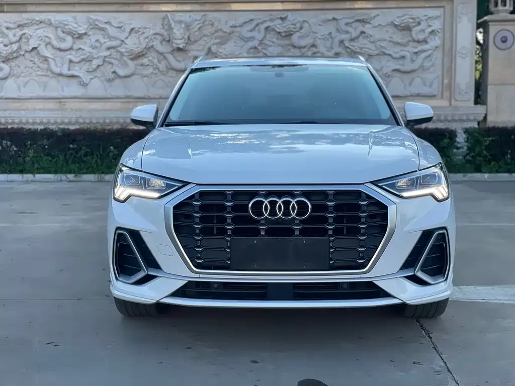 Audi Q3 — фото 3