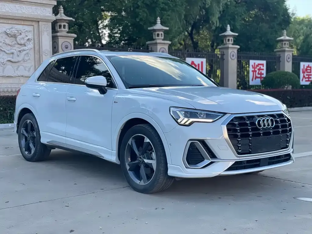 Audi Q3 — фото 6
