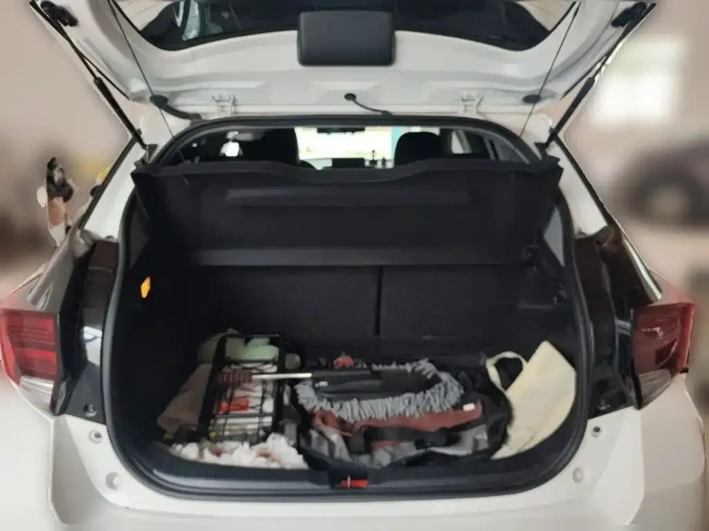 Toyota Yaris L 2022 из CN, фото 10