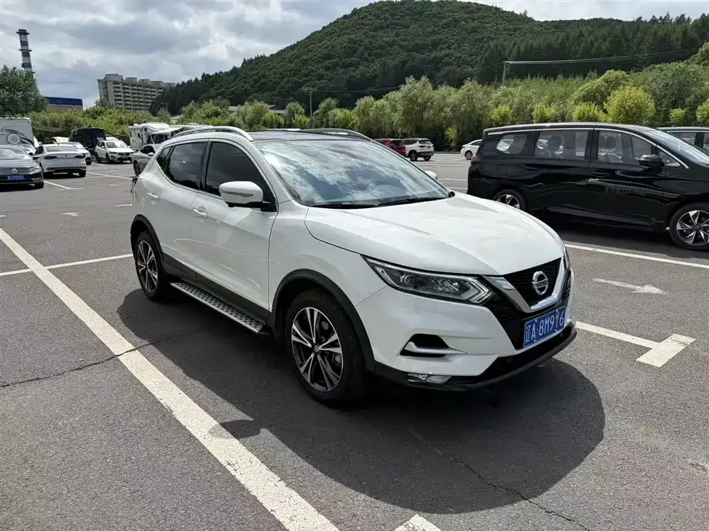 Nissan Qashqai — фото 6