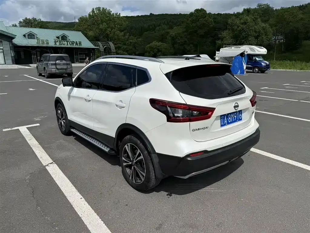 Nissan Qashqai — фото 3