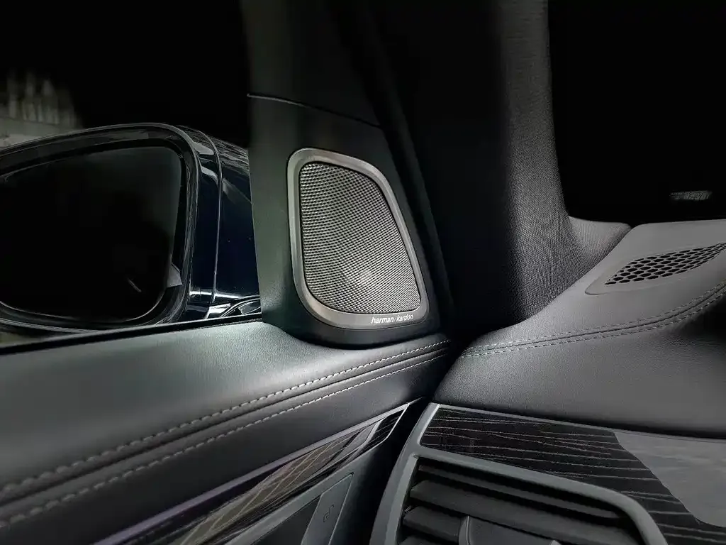 BMW 7 Series 2022 из CN, фото 2