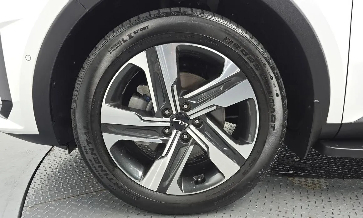 Kia Sorento — фото 10