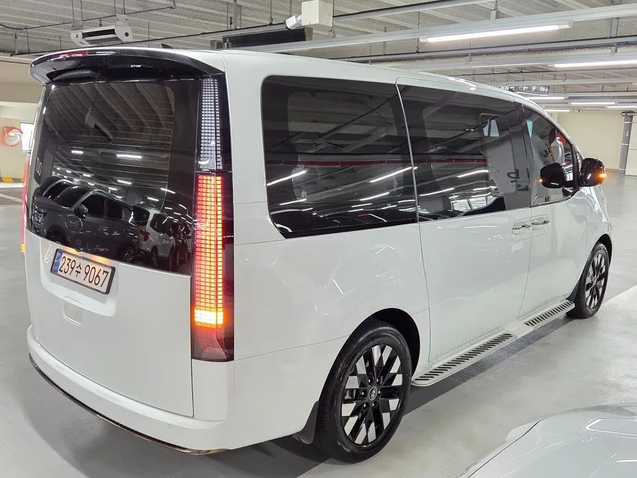Hyundai Staria — фото 3