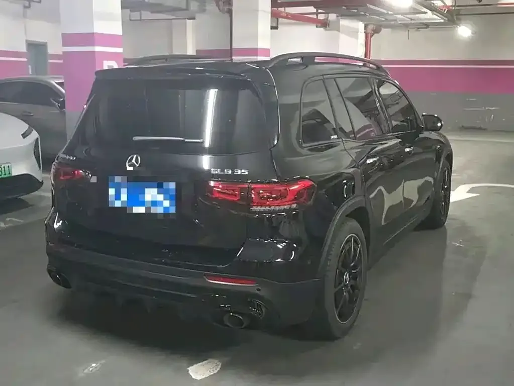 Mercedes-Benz GLB AMG — фото 4