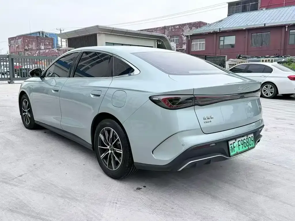 BYD Seal 06 — фото 9