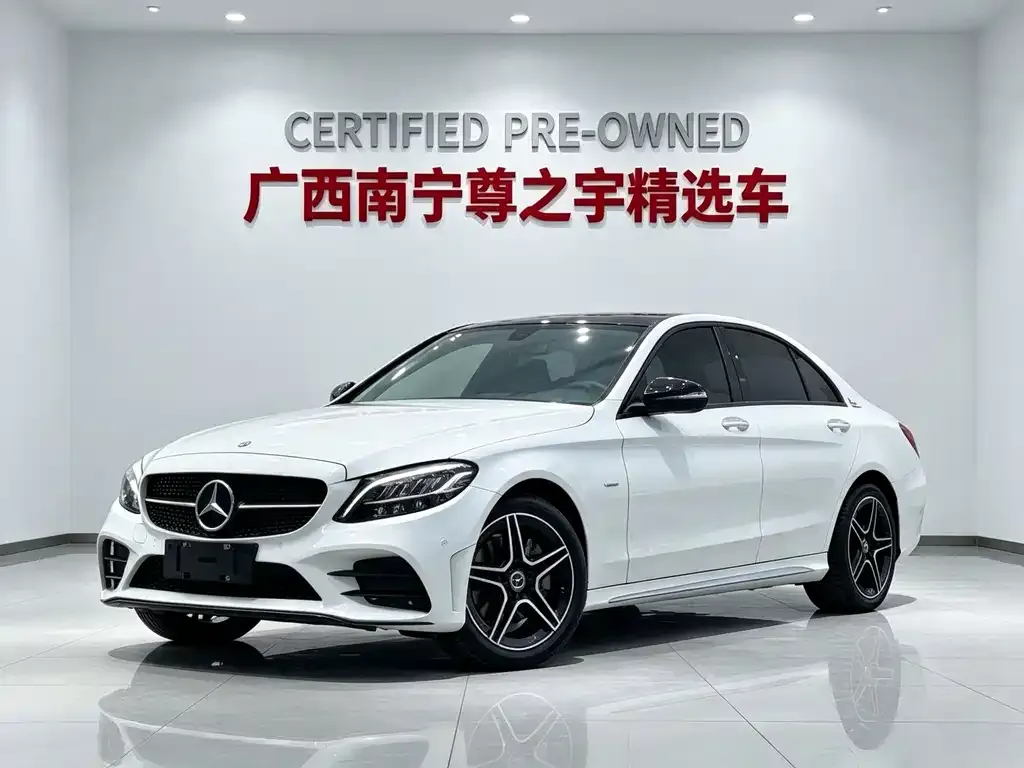 Mercedes-Benz C-Class — фото 1