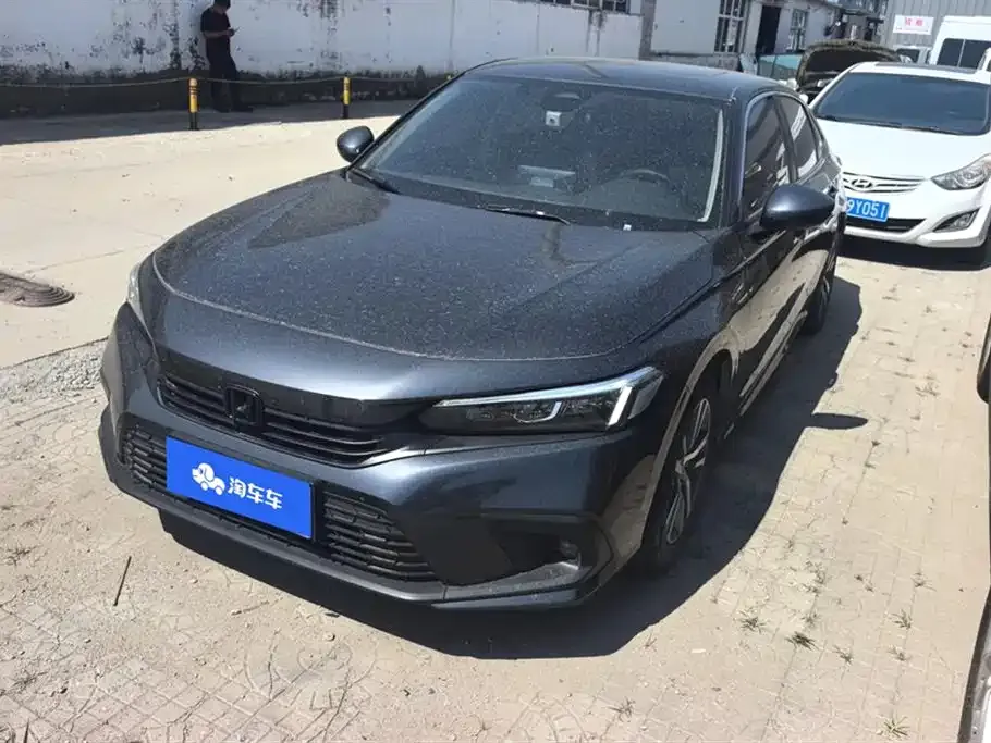 Honda Civic — фото 1